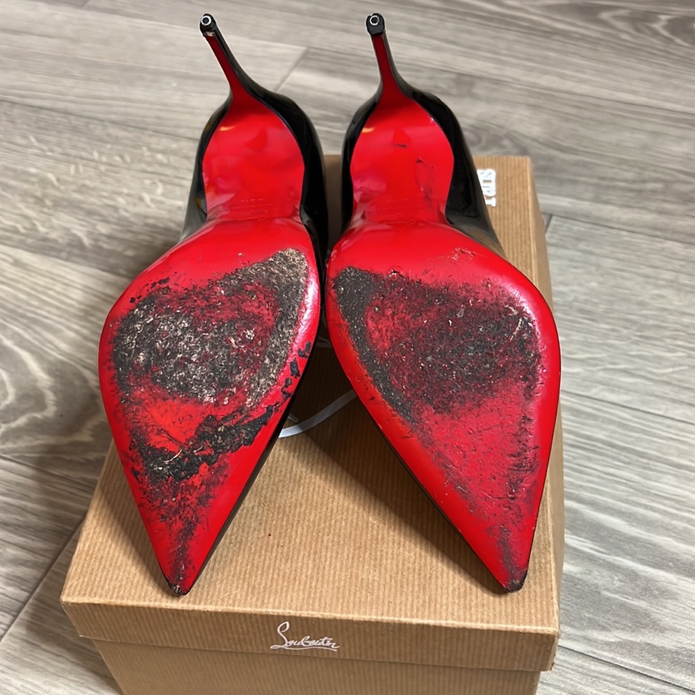 Red bottoms - Picture 3 of 5